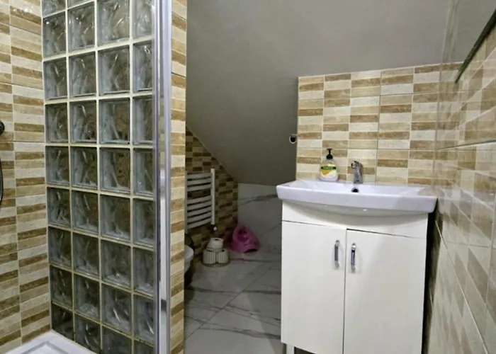 Kristel Zator Apartment Podolsze